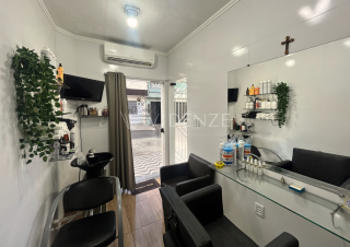Casa à Venda, no Bairro Serrano, próximo a Churrascaria de Gilsinho, em Itabaiana
