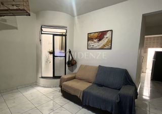 Casa à Venda, no Bairro Serrano, próximo a Churrascaria de Gilsinho, em Itabaiana
