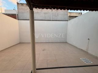 Aluga-se Casa no Loteamento Heitor Villa Lobos em Itabaiana/SE