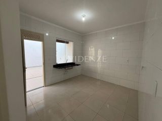 Aluga-se Casa no Loteamento Heitor Villa Lobos em Itabaiana/SE