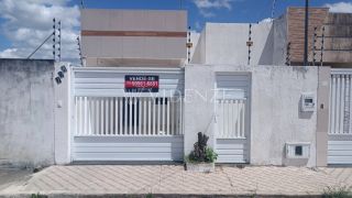 Casa à Venda FINANCIÁVEL próximo à Justiça Federal no Bairro Marianga em Itabaiana