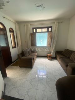 Casa à Venda em frente ao Colégio Murilo Braga, no Centro de Itabaiana/SE