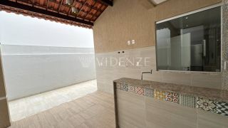Casa com 2 Pavimentos à Venda FINANCIÁVEL no Condomínio Zillda, no Bairro Marianga, em Itabaiana/SE