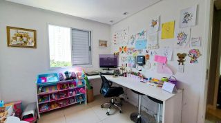 Apartamento no bairro Mansões Santo Antônio