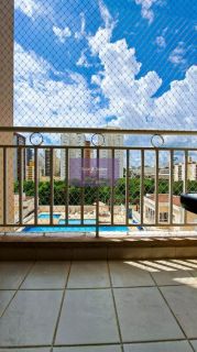Apartamento no bairro Mansões Santo Antônio