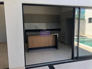 Casa em Condomínio no bairro Residencial Evidencias