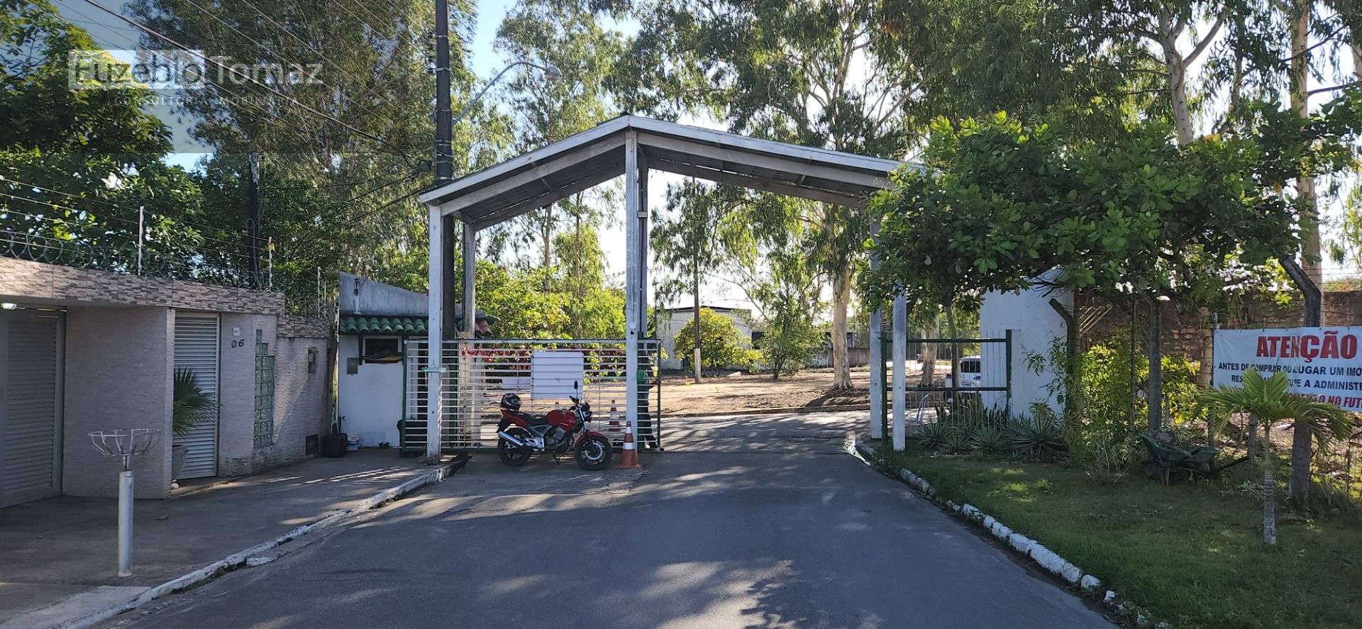 Terreno no condomínio Flor da Serra