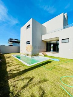 Casa de Alto Padrão à Venda - Alphaville Sergipe