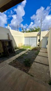 Casa à venda no bairro Atalaia, Aracaju