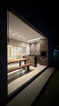 Casa de Condomínio Para Vender com 3/4 sendo 1 suíte master no bairro Robalo em Aracaju