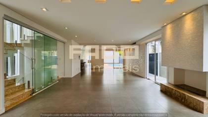 Casa de luxo com 3 suítes e piscina em Santa Felicidade - 353m² - R$ 2.850.000,00