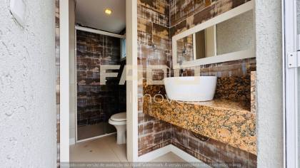 Casa de luxo com 3 suítes e piscina em Santa Felicidade - 353m² - R$ 2.850.000,00