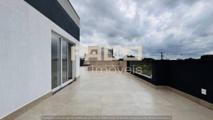 Casa de luxo com 3 suítes e piscina em Santa Felicidade - 353m² - R$ 2.850.000,00