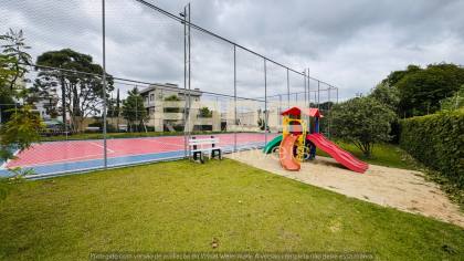 Casa de luxo com 3 suítes e piscina em Santa Felicidade - 353m² - R$ 2.850.000,00