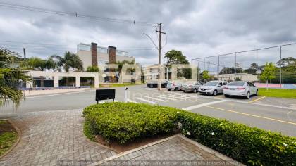 Casa de luxo com 3 suítes e piscina em Santa Felicidade - 353m² - R$ 2.850.000,00