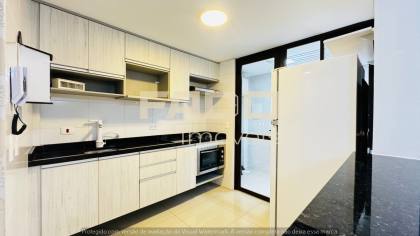 Apartamento Mobiliado com 2 Vagas em São José dos Pinhais - Conforto e Praticidade!