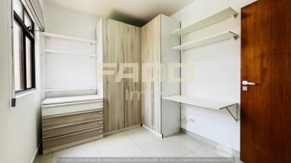 Apartamento Mobiliado com 2 Vagas em São José dos Pinhais - Conforto e Praticidade!