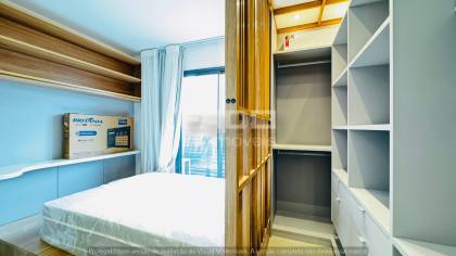 Studio mobiliado no Centro de Curitiba — 22 m², rooftop com piscina — R$ 2.700/mês