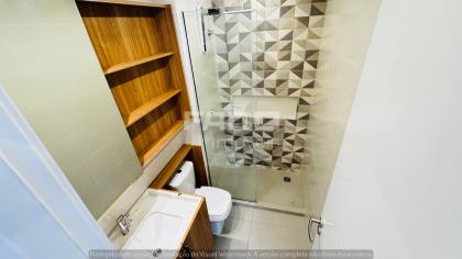 Studio mobiliado no Centro de Curitiba — 22 m², rooftop com piscina — R$ 2.700/mês