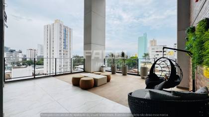Studio mobiliado no Centro de Curitiba — 22 m², rooftop com piscina — R$ 2.700/mês