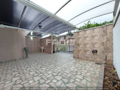 Casa térrea para alugar em Uberaba (Curitiba/PR) — R$ 2.500/mês