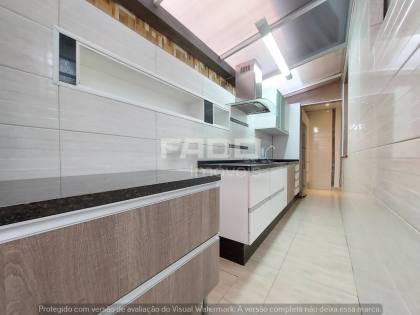 Casa térrea para alugar em Uberaba (Curitiba/PR) — R$ 2.500/mês