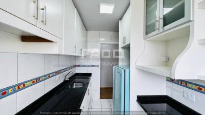Apartamento 2 Quartos com Sacada e Churrasqueira no Uberaba - Curitiba/PR