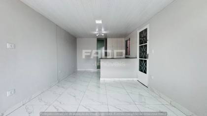 Casa tipo quitinete com churrasqueira no Boqueirão – Curitiba/PR – R$ 1.566 - Vaga inclusa