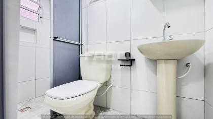 Casa tipo quitinete com churrasqueira no Boqueirão – Curitiba/PR – R$ 1.566 - Vaga inclusa