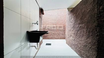 Casa tipo quitinete com churrasqueira no Boqueirão – Curitiba/PR – R$ 1.566 - Vaga inclusa