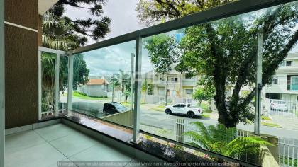 Sobrado Triplex à venda no Uberaba – 169m², ático amplo e 3 quartos – R$ 769.000