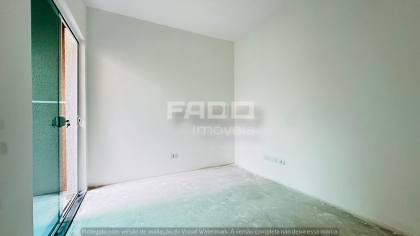 Sobrado Triplex à venda no Uberaba – 169m², ático amplo e 3 quartos – R$ 769.000