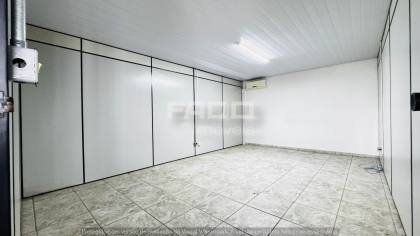 Barracão/Galpão Comercial 533 m² com Mezanino para alugar, Doca e Pé-Direito 6m — Guaíra, Curitiba/PR