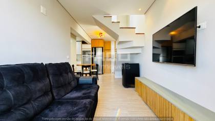 Apartamento Cobertura mobiliada à venda no Santa Cândida, Curitiba — 3 quartos, 2 suítes e vista livre - R$ 699.000