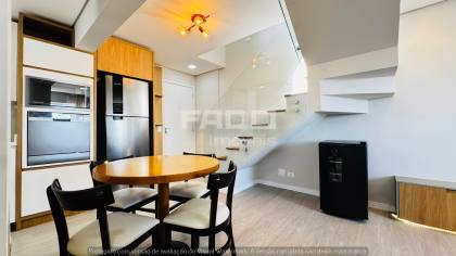 Apartamento Cobertura mobiliada à venda no Santa Cândida, Curitiba — 3 quartos, 2 suítes e vista livre - R$ 699.000