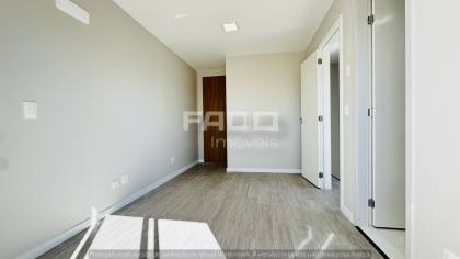 Apartamento Cobertura mobiliada à venda no Santa Cândida, Curitiba — 3 quartos, 2 suítes e vista livre - R$ 699.000