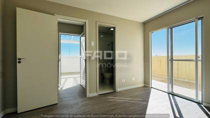 Apartamento Cobertura mobiliada à venda no Santa Cândida, Curitiba — 3 quartos, 2 suítes e vista livre - R$ 699.000