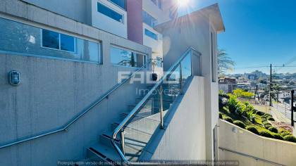 Apartamento Cobertura mobiliada à venda no Santa Cândida, Curitiba — 3 quartos, 2 suítes e vista livre - R$ 699.000