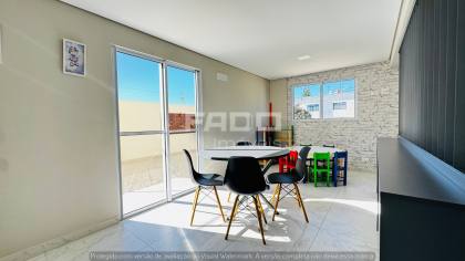 Apartamento Cobertura mobiliada à venda no Santa Cândida, Curitiba — 3 quartos, 2 suítes e vista livre - R$ 699.000