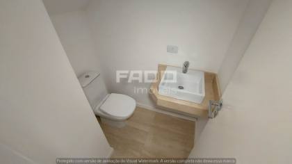 Sobrado com 3 quartos para alugar, 111 m² por R$ 5.000,00/mês - Jardim das Américas - Curitiba/PR