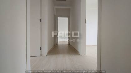 Sobrado com 3 quartos para alugar, 111 m² por R$ 5.000,00/mês - Jardim das Américas - Curitiba/PR