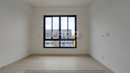 Sobrado com 3 quartos para alugar, 111 m² por R$ 5.000,00/mês - Jardim das Américas - Curitiba/PR