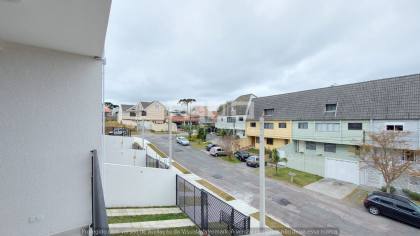 Sobrado com 3 quartos para alugar, 111 m² por R$ 5.000,00/mês - Jardim das Américas - Curitiba/PR