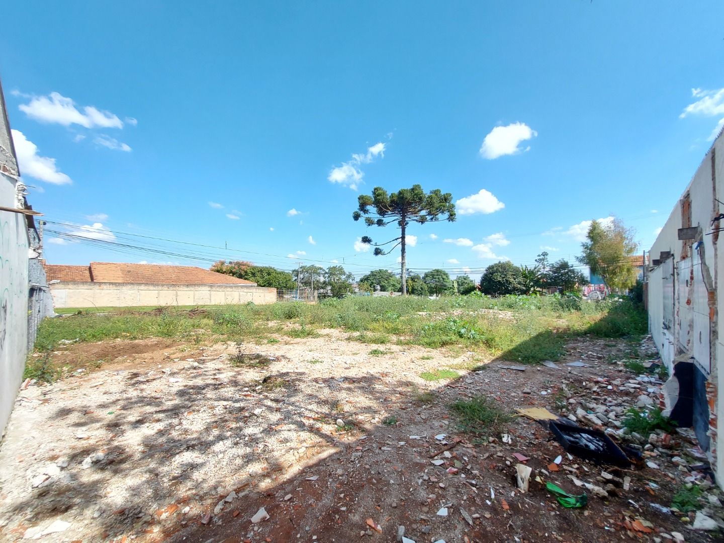 Terreno ZR3 à venda, 900 m² por R$ 810.000 - Parolin - Curitiba/PR