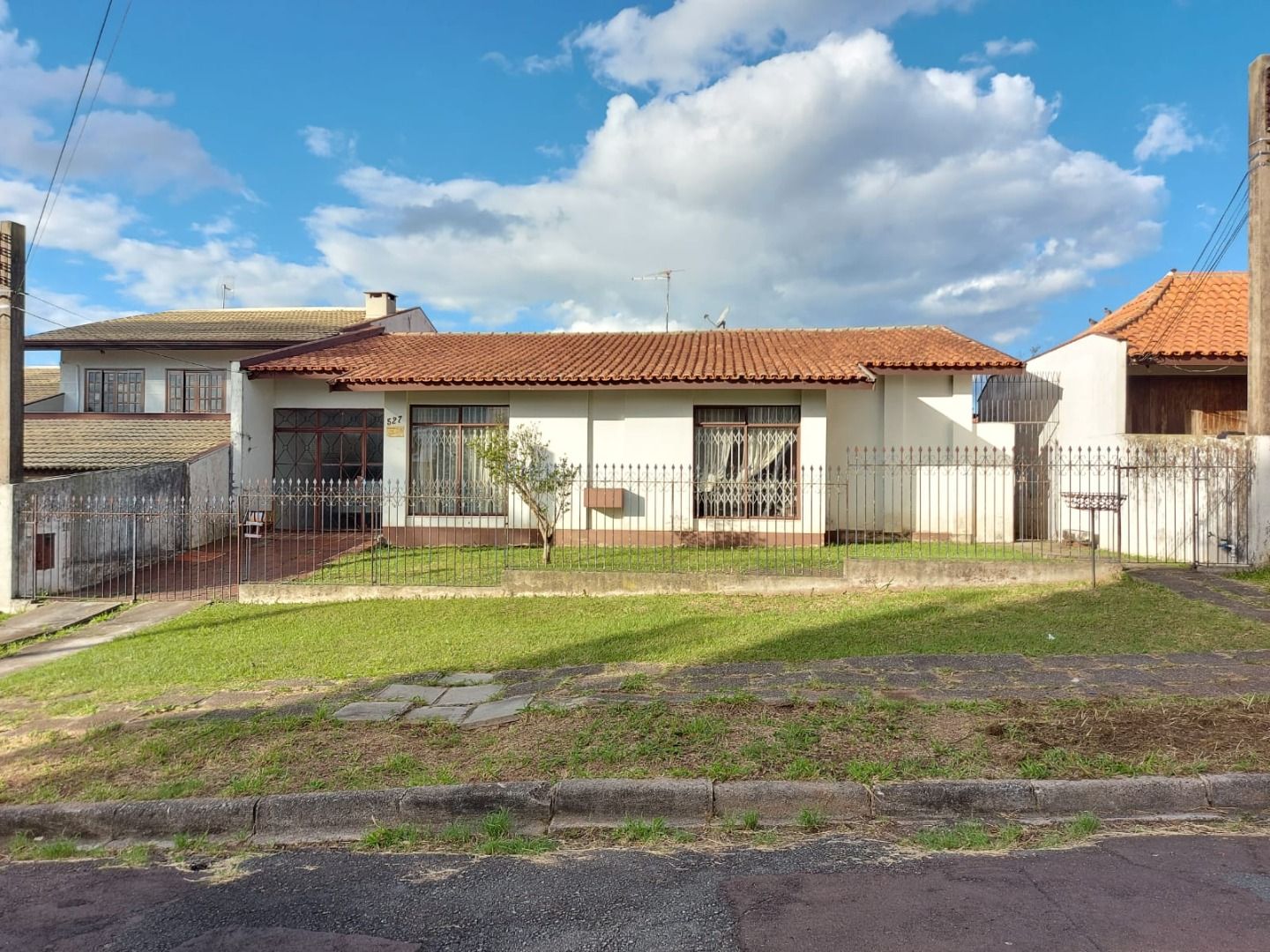 Terreno à venda 16m de frente X 22, total de 352 m² por R$ 750.000 - Jardim das Américas - Curitiba/PR