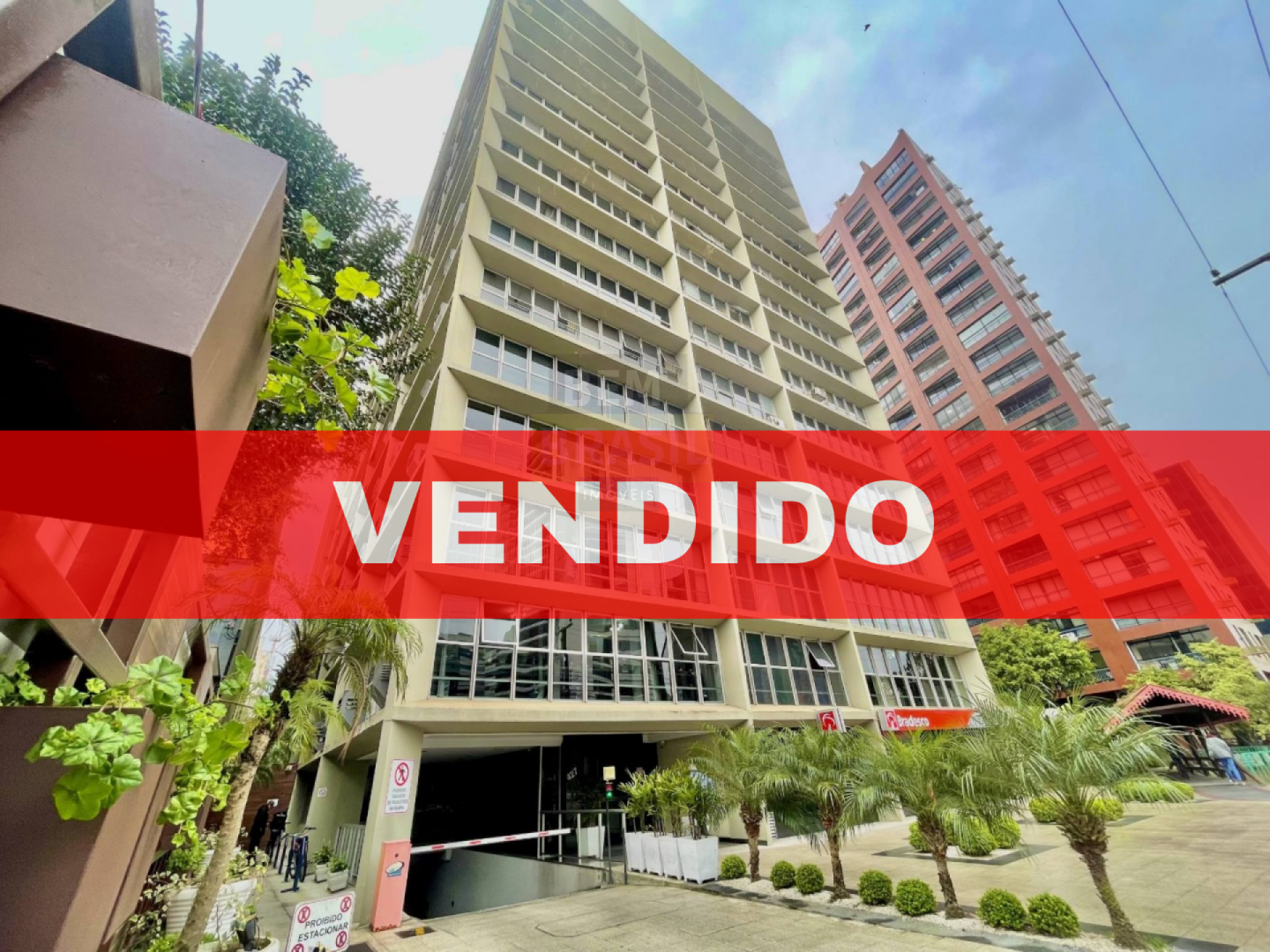 Sala comercial no décimo andar no Centro Cívico