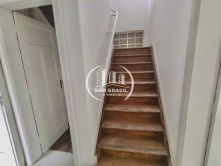 Terreno ZR4 no Juvevê com 2 Imóveis Comerciais (Sobrado e Casa Térrea) - Oportunidade Única!
