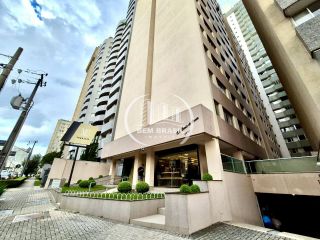 Apartamento de 1 dormitório com vaga de garagem no Batel