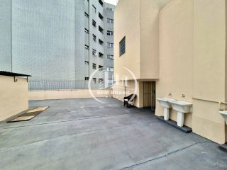 Apartamento de 1 dormitório com vaga de garagem no Batel