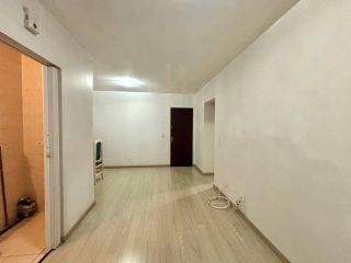 Apartamento de 1 dormitório com vaga de garagem no Batel